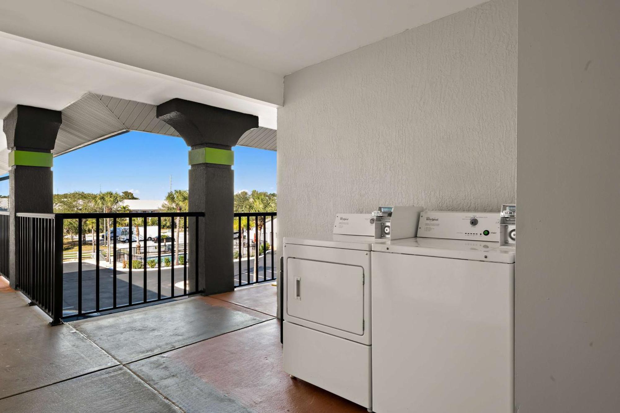 Surestay Hotel By Best Western Clermont Theme Park West Kissimmee Exterior photo
