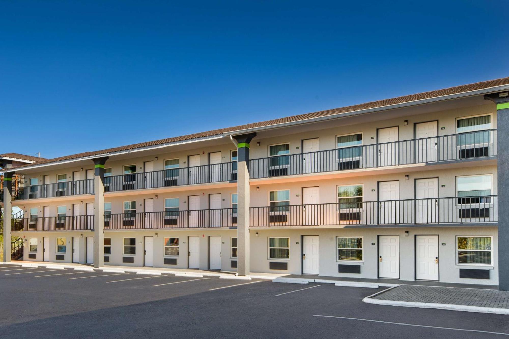 Surestay Hotel By Best Western Clermont Theme Park West Kissimmee Exterior photo